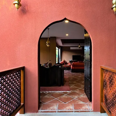 Aspire Villas Salad Beach Exterior photo